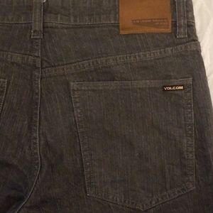 Volcom Solver modern straight Jean's 34x30